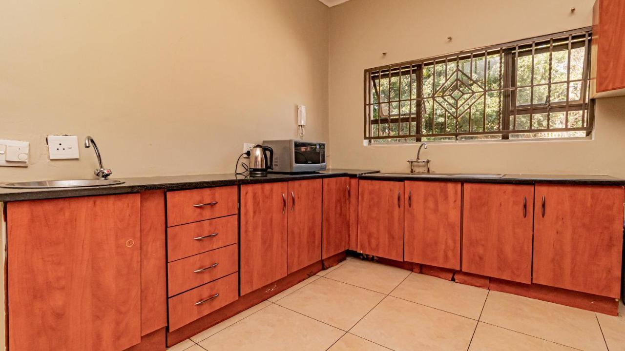 See You There Accommodation 1 Centurion Bagian luar foto