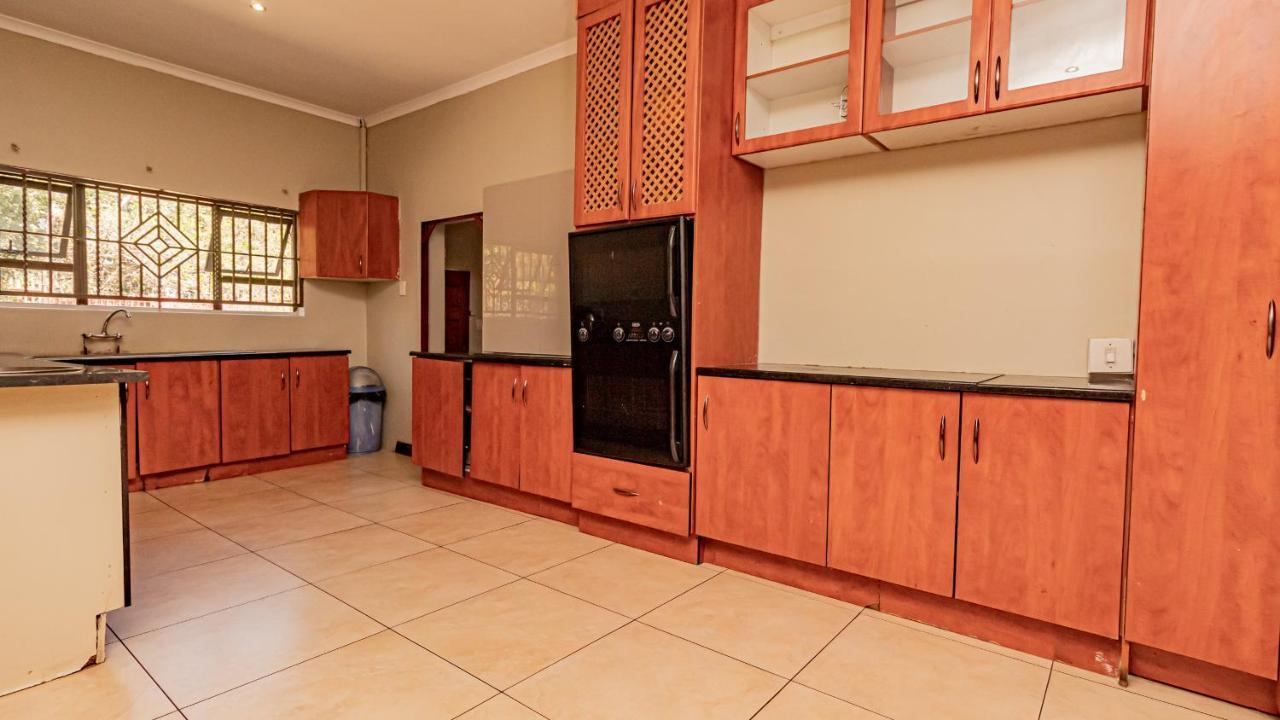 See You There Accommodation 1 Centurion Bagian luar foto