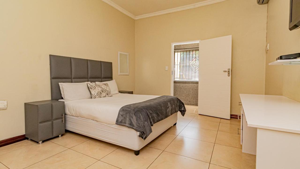 See You There Accommodation 1 Centurion Bagian luar foto
