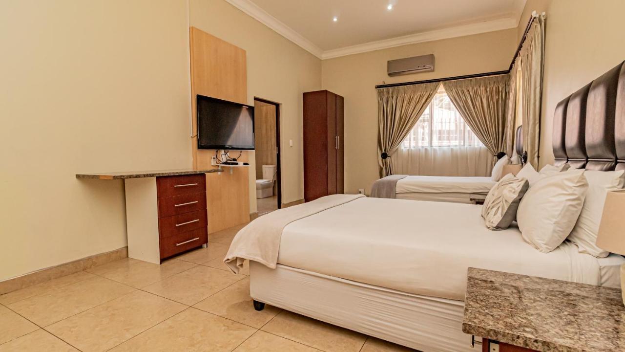 See You There Accommodation 1 Centurion Bagian luar foto