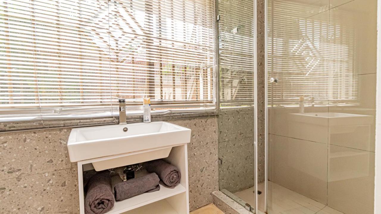 See You There Accommodation 1 Centurion Bagian luar foto